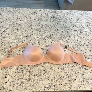Victoria’s Secret Wireless Push Up Bra